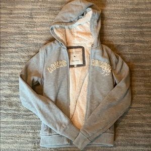 Abercrombie sweatshirt